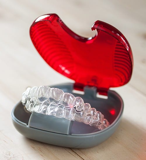 Clear aligner braces in carrying case
