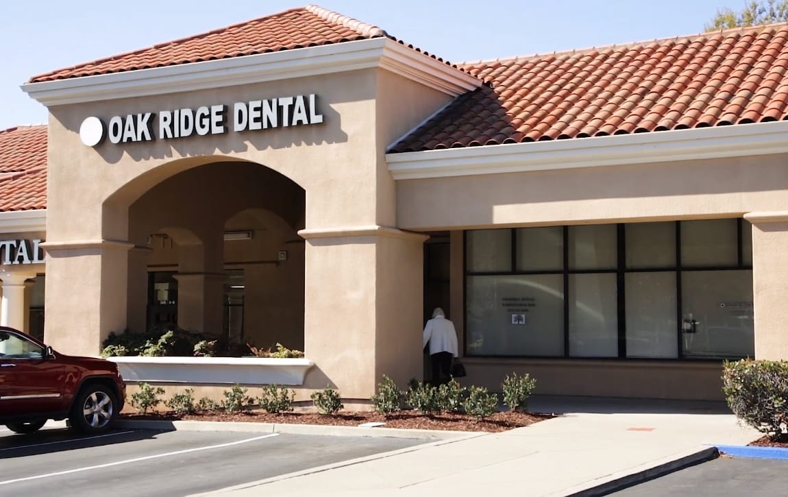 Outside view of Oak Ridge Dental office building in San Ramon