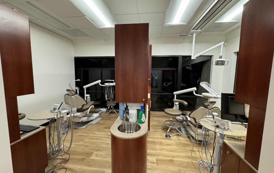 Dental treatment room