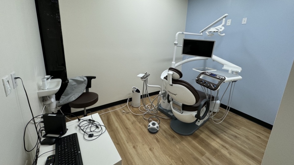 Dental treatment room